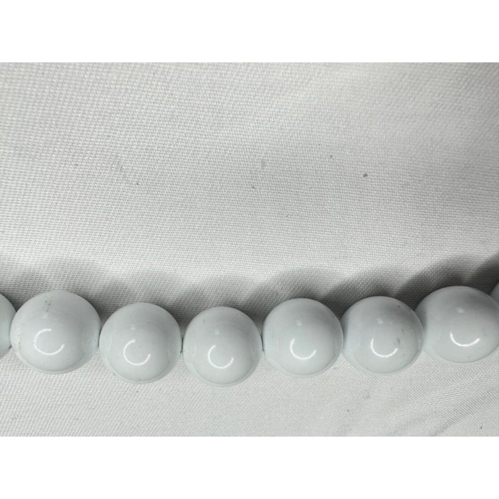 Vintage Large White Lucite 6mm Beaded Necklace Clavicle Retro Women's 10… - Picture 3 of 5